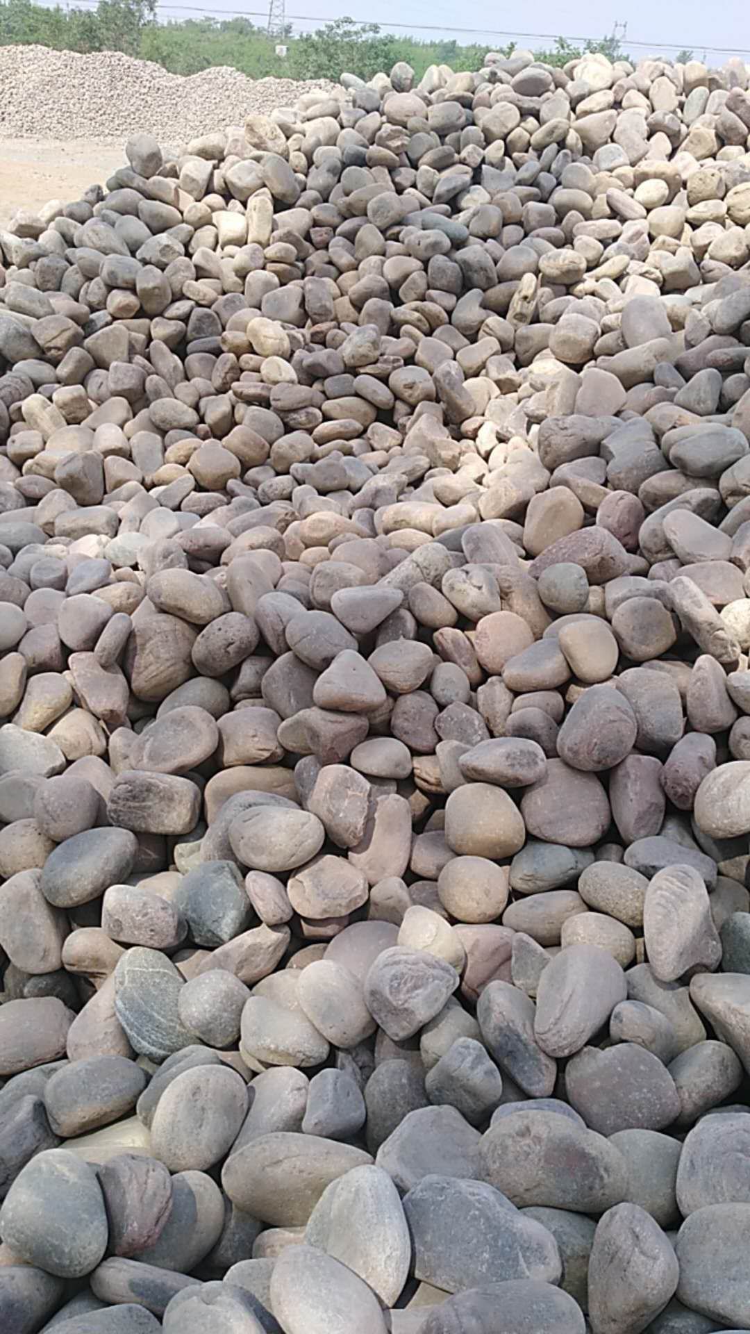 青阳县鹅卵石5-8cm人工水系铺设鹅卵石生产厂家