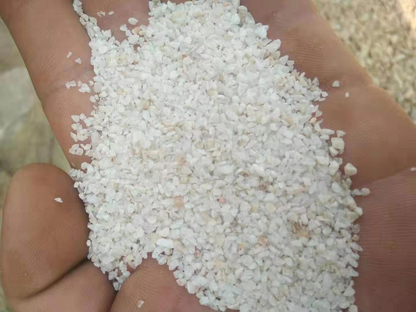 深圳污水处理鹅卵石猛砂.石英砂.陶粒生产销售