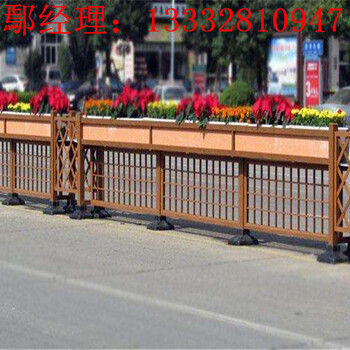 汕尾中央隔離欄供應(yīng)惠州面包管護(hù)欄價(jià)格東莞鍍鋅鋼管圍欄