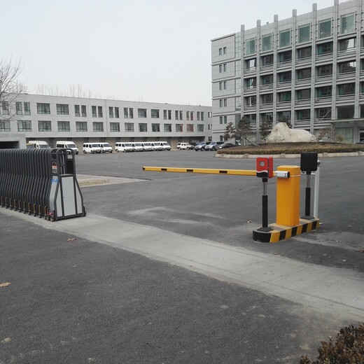 锌力特停车场管理系统,平阴县车牌识别出入口批发代理