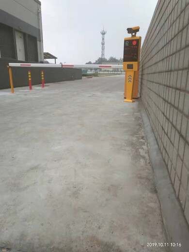 锌力特停车场管理系统,宁阳县智能车牌识别系统批发代理
