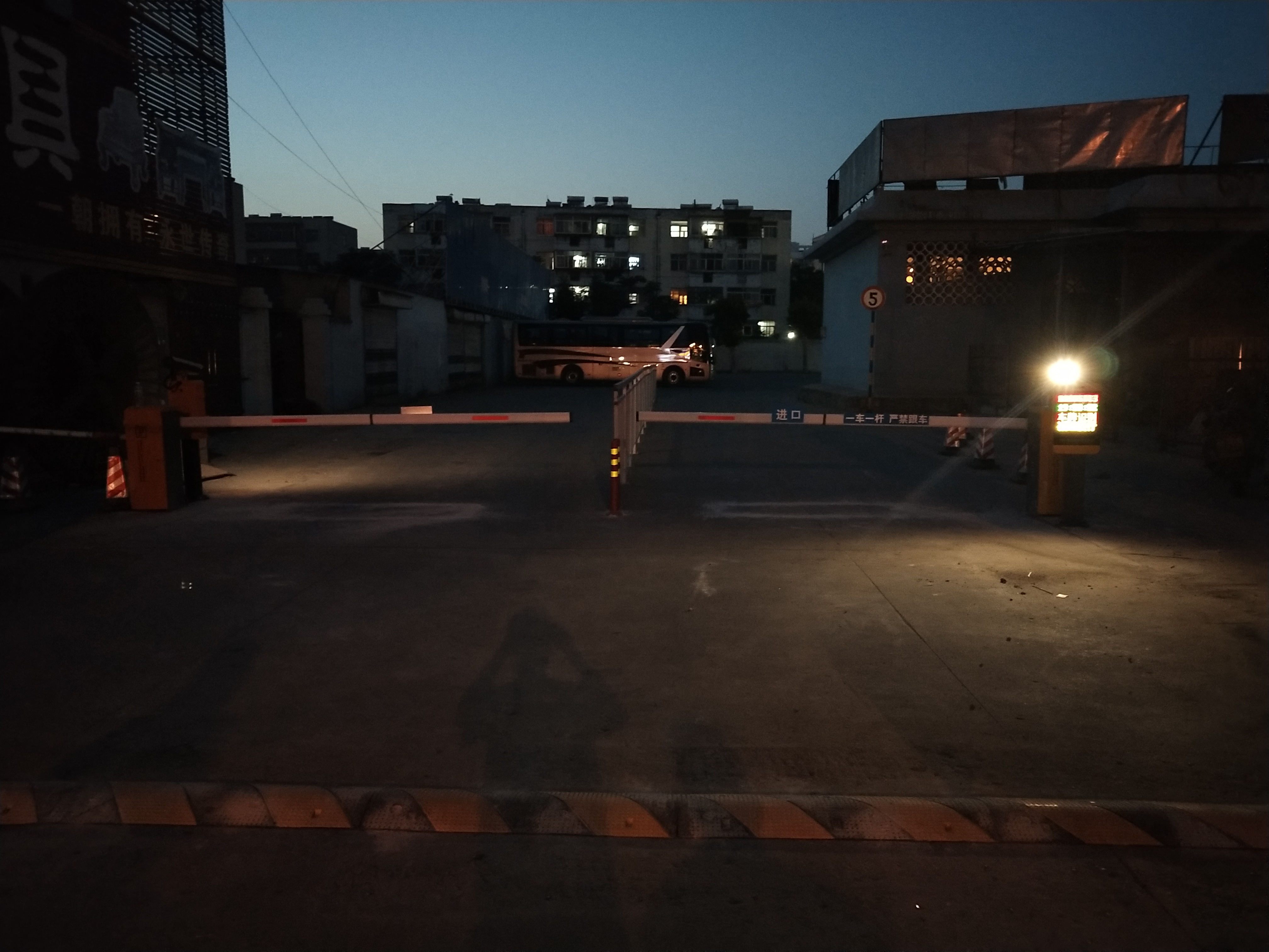 平原車牌識別收費(fèi)系統(tǒng)維修
