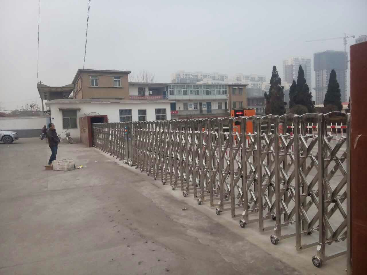 淄博临淄区小区电动门安装本地生产