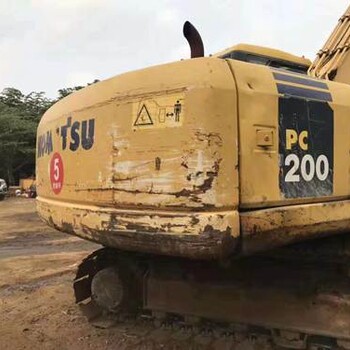 泸西县小松挖掘机维修服务售后