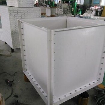 SMC水箱是由SMC模压板组装而成/玻璃钢水箱