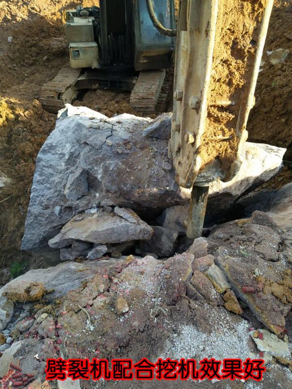 海城技术指导公路建设岩石劈裂机