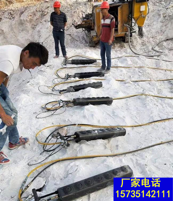 保靖快速分裂巖石用什么破石頭機器