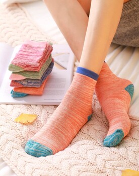 艾丽丝袜业提供复制即成功的商业模式