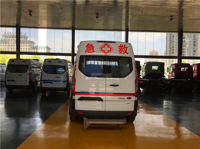 沧州市四驱救护车好用吗_伤残转运车