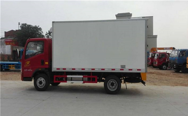 8.6米冷藏车_6.8米的冷藏车能装多少吨火腿