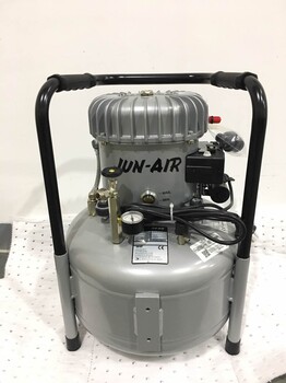 Jun-air品牌6-25实验室用低噪音空气压缩机