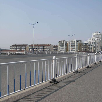 四川市政護(hù)欄、四川道路護(hù)欄_四川交通護(hù)欄_現(xiàn)貨供應(yīng)