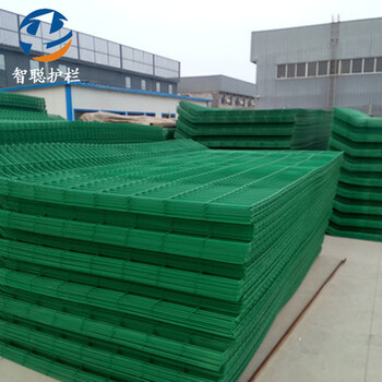 雙邊絲護(hù)欄網(wǎng)小區(qū)圍欄臨邊防護(hù)鐵絲網(wǎng)圍欄