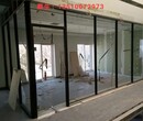 深圳哪里有做玻璃隔斷的廠家/美隔特價圖片