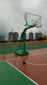 山东客户定制的凹箱篮球架现场指导安装