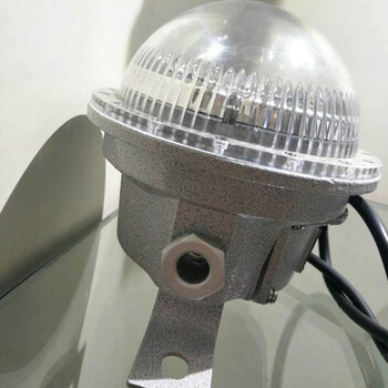 TGF75715W吸顶式免维护防爆灯电缆沟照明灯