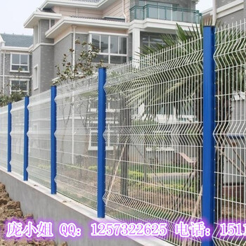 广西防城港道路防护网价格公路隔离护栏网铁艺公路围栏网
