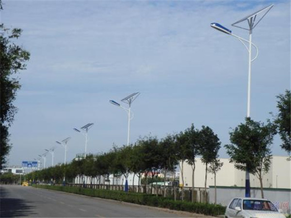 雅安雨城区7米太阳能路灯价格厂商出售
