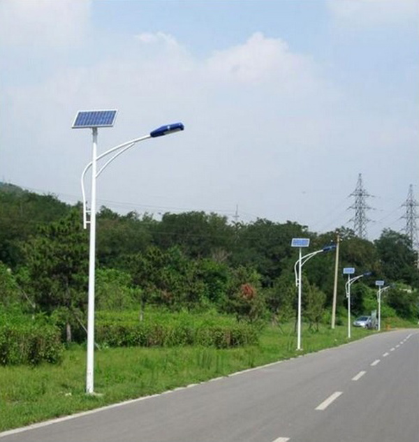 绿园区一套太阳能路灯价格太阳能路灯电池装在哪里