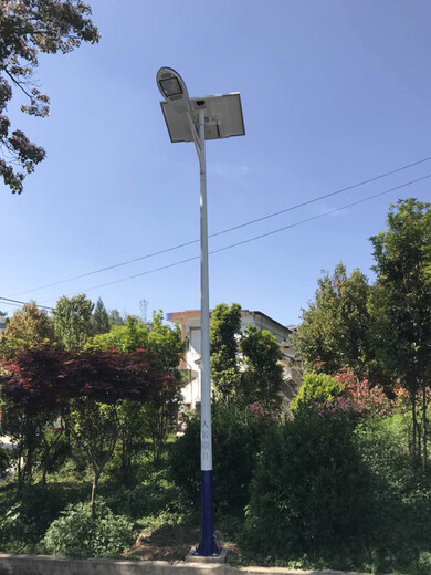 襄阳襄州区太阳能路灯厂家8米双光源路灯询价电话
