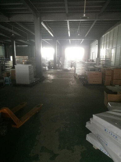 衢州太阳能路灯厂家自产自销农村厂家
