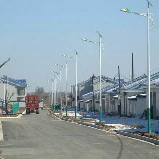 黔南龙里县6米路灯价格led太阳能性能稳定