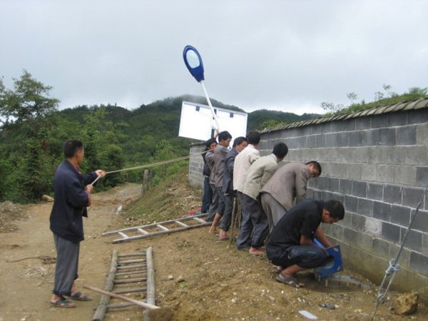 靖西县太阳能路灯哪里有卖厂家价格