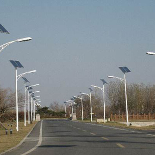 湘西花垣县6米30W7米40W路灯标准价太阳能路灯找哪家