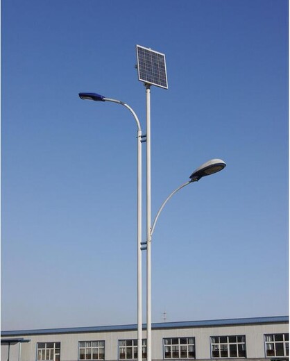 崇左天等县6米30W7米40W路灯标准价太阳能路灯的价格