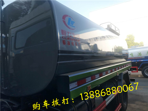 东风153走进新时代洒水车