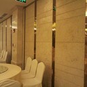 羅湖酒吧重型隔斷墻吊掛屏風(fēng)門定制