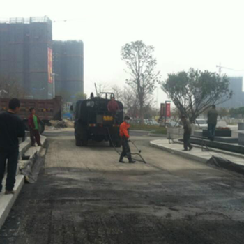 深圳龍崗區(qū)瀝青路面鋪路攤鋪道路工程施工公司