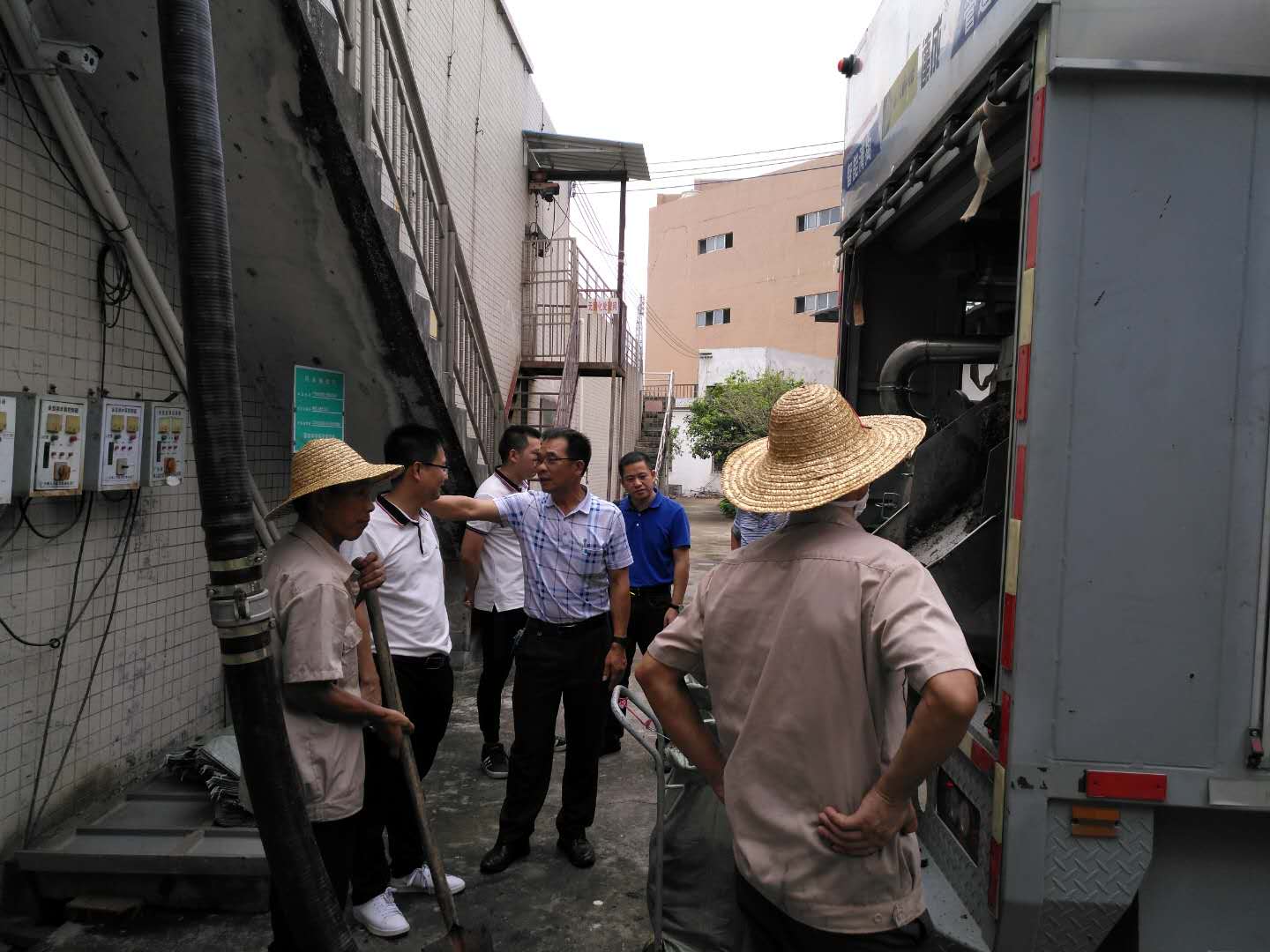 澳门其它地区化粪池清理吸污车生产厂家