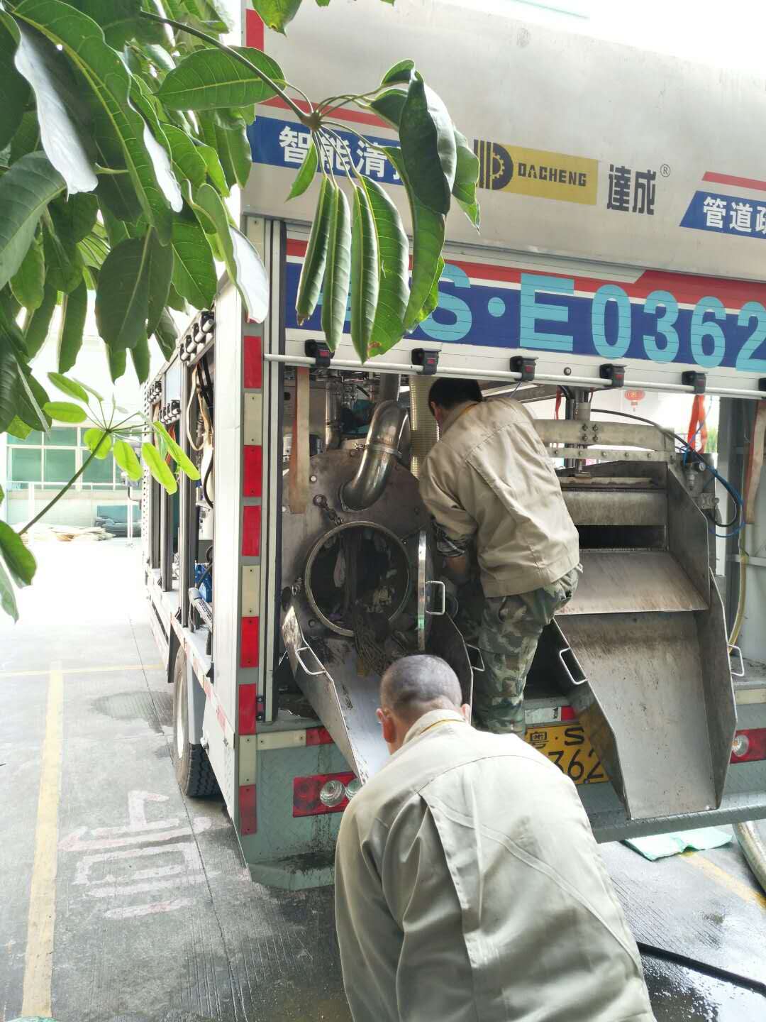 新竹县隔油池清理吸污车现货供应