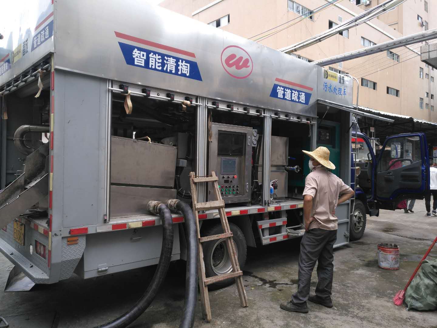 新竹县隔油池清理吸污车现货供应