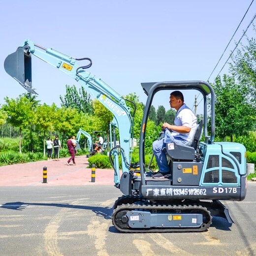 厂家新疆喀什小型农用挖掘机价格