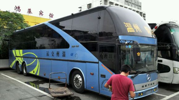 上海到崇左汽车长途车/直达汽车发车时刻表