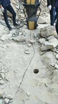 甘肅青石地基打不動柱塞式大劈裂柱