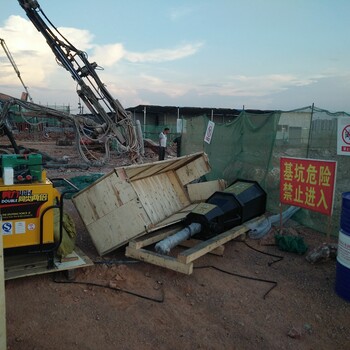 城市建設(shè)挖地基城市蓋房靜態(tài)愚公斧液壓劈裂機(jī)代理商