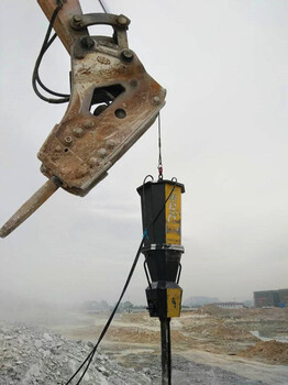 修高速路破硬石破石无声破裂机柴油型液压劈裂机