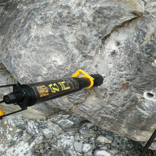 孤石二次分解胀裂机大理石矿岩镁石矿开采用液压劈裂棒