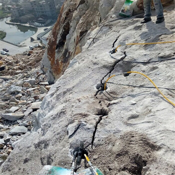 液压膨胀硬岩岩石分裂机液压劈裂棒柱塞式大型液压劈裂棒