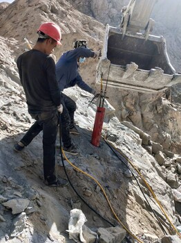 大功率电动液压劈裂器非金属矿开采荒料开采液压岩石劈裂机