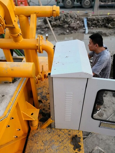河南新乡沙石分离机钻井泥浆处理设备现场考察