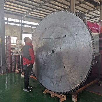 汕尾挖機改鋸石機挖掘機挖機改圓盤鋸