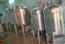 500L过滤罐SUS316不锈钢溶液罐恒温发酵罐搅拌罐生产厂家图片2