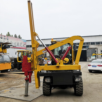 沧州桩工机械厂家护栏打桩机自行式波形护栏打桩机