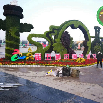 現(xiàn)場(chǎng)制作：綏寧仿真綠雕植物墻怎么養(yǎng)護(hù)
