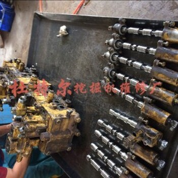 日立ZX250LC挖掘机油温高冒蓝烟维修厂家