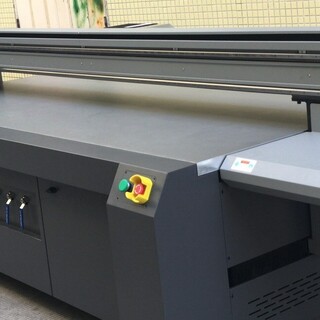 广州皮革3D印花机厂家UV玻璃打印机手机壳彩绘机图片4